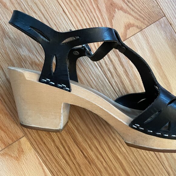 Hasbeen Swedish T-Strap Clogs - Picture 13 of 13